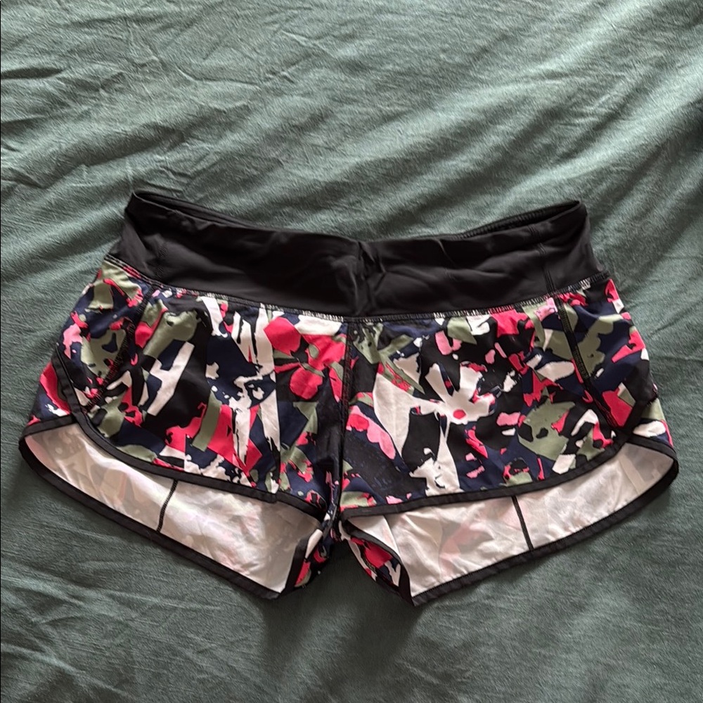 Lululemon Athletica Black and Pink Athletic Shorts Lightweight Performance